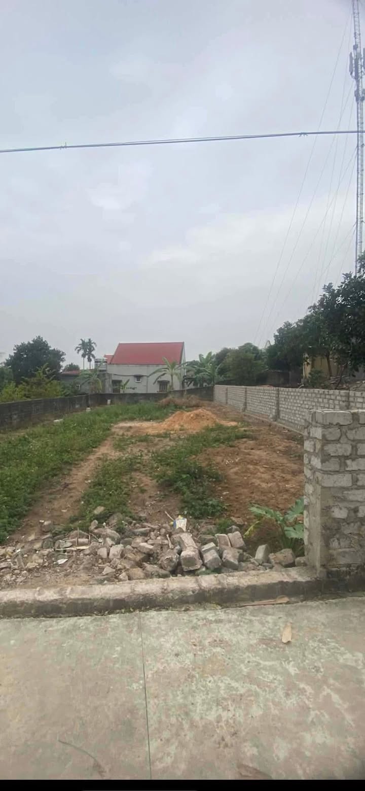 Đất nền Phả Lại Chí Linh 270m² giá 1 tỷ - Xây biệt thự lý tưởng!