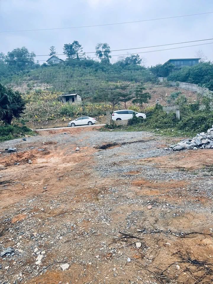 Đất nền Yên Bài Ba Vì 1770m² giá thỏa thuận - Đầu tư sinh lời hoặc nghỉ dưỡng lý tưởng!