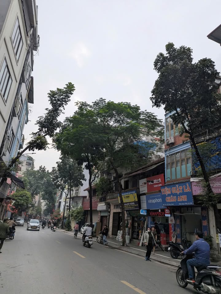 Mặt tiền phố Thụy Khuê 89m² giá chỉ 3XX triệu/m² - Cơ hội kinh doanh hiếm có!