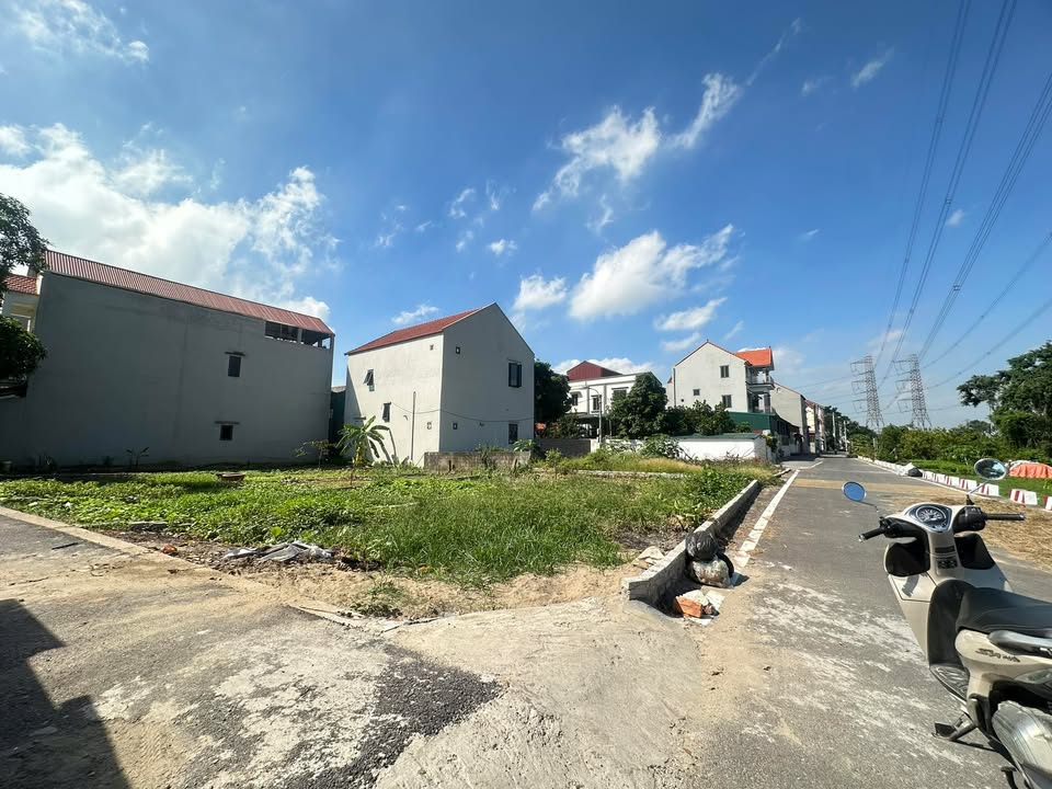 Đất nền Nghĩa Trụ, Hưng Yên 81.6m² giá chỉ 4 tỷ - Lô góc hai mặt tiền thoáng đãng!