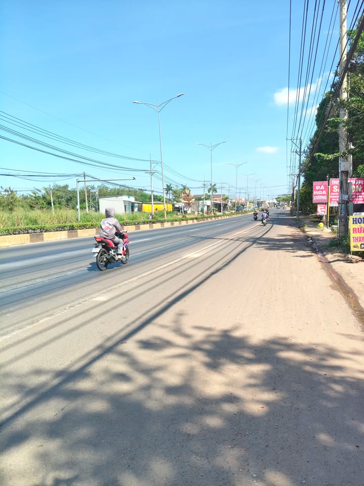 Đất nền mặt tiền ĐT 741, Tân Phú, Đồng Phú, 150m² giá 1.6 tỷ - Kinh doanh thuận lợi!