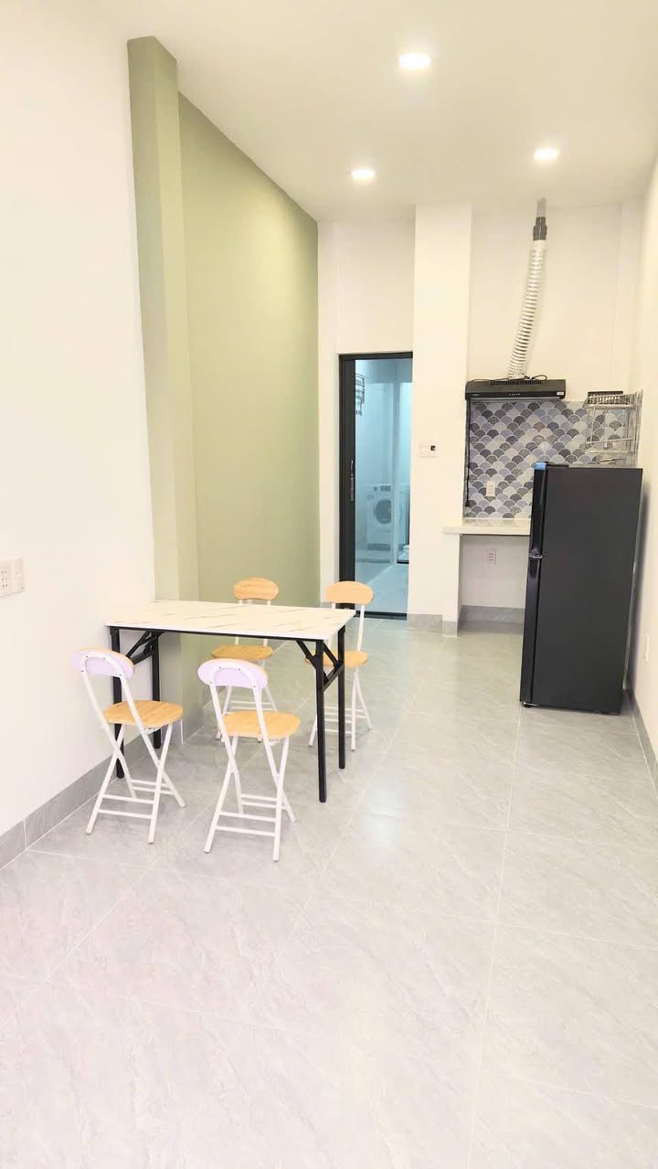 Nhà cho thuê tại đường Nguyễn Lâm, phường Gia Định, 40m² - Nội thất mới, giá chỉ 8 triệu!