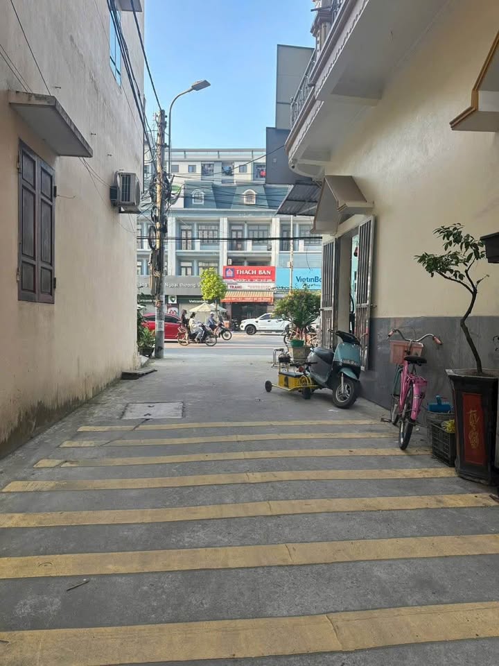 Đất thổ cư phường Quế Võ, 71m² giá 2 tỷ - Tiện ích xung quanh ngập tràn!