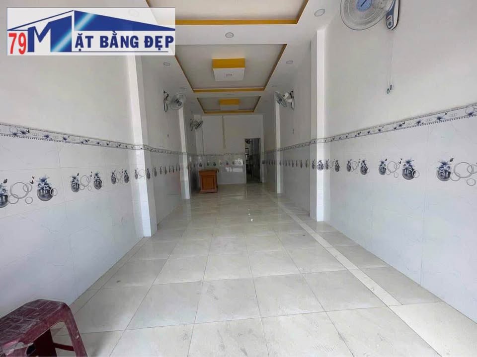 Nhà phố mặt tiền đường Vĩnh Hải Nha Trang 56m² giá 10 triệu - Kinh doanh ngay!