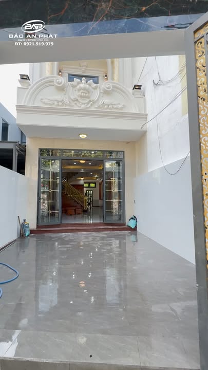 Nhà mặt tiền đẹp Đông Hòa, Dĩ An 100m² giá 8.3 tỷ - Kinh doanh đa ngành nghề!