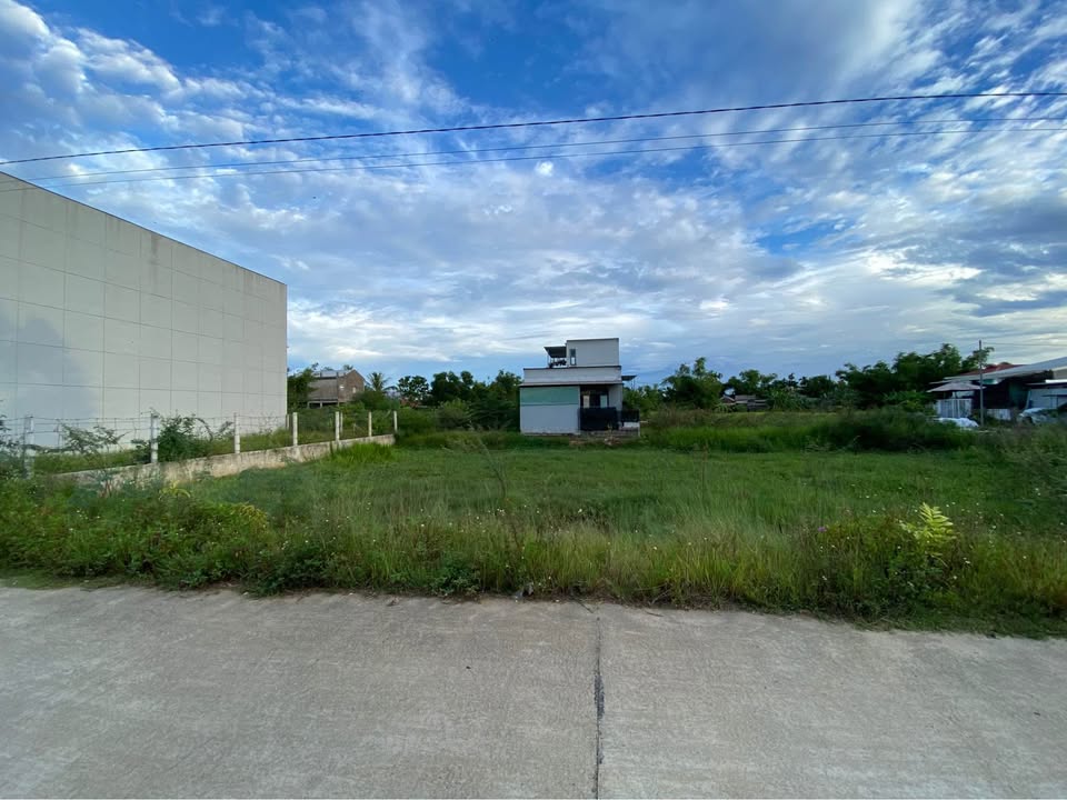 Đất nền Phú Mỹ, Phú Vang 180m² giá 2.7 tỷ - Đầu tư sinh lời ngay!