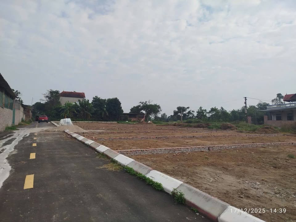 Đất nền Bất Bạt, Ba Vì 256m² giá 1 tỷ - Cơ hội đầu tư sinh lời!