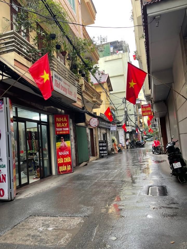 Bán nhà phố Minh Khai 85m² giá 21 tỷ - Ô tô đỗ cửa, kinh doanh thuận lợi!