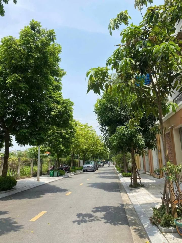 Đất dịch vụ Trôi Hoài Đức 91.4m² giá thỏa thuận - Cơ hội đầu tư tuyệt vời!