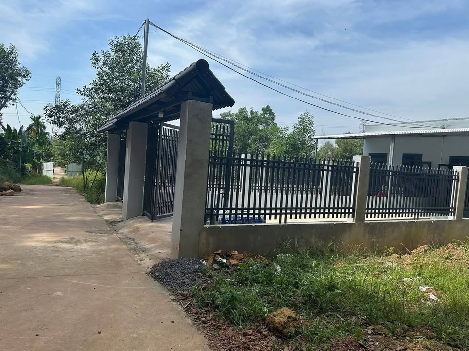 Nhà bán xã Bình Minh, Trảng Bom, Đồng Nai 135m² giá 800 triệu - Đường thông, dân cư sầm uất!