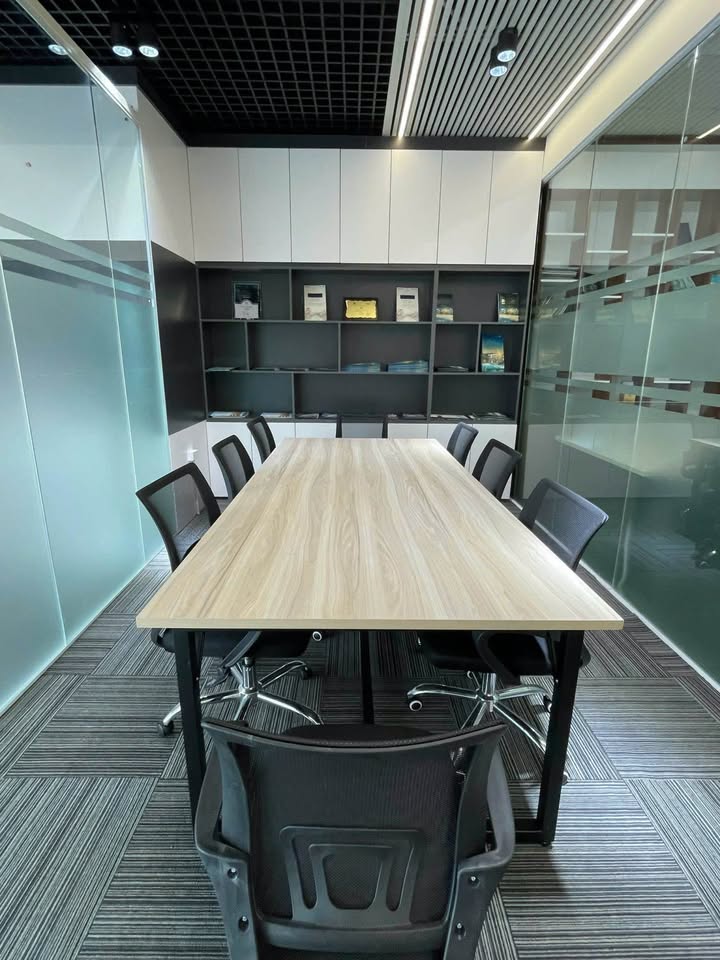 Văn phòng cho thuê Geleximco Giải Phóng 230m² giá 60-75 triệu - Nội thất đầy đủ, vị trí trung tâm!