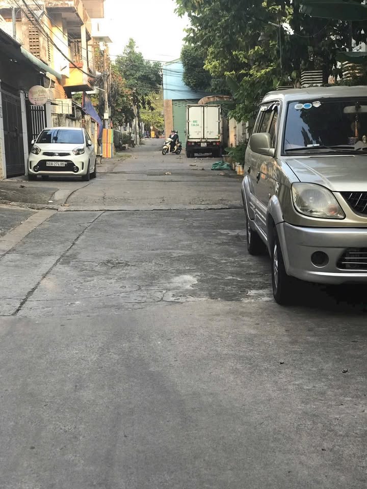 Nhà 2 tầng phường Tam Hiệp Biên Hòa 92m² giá 5.2 tỷ - Gần trường học thuận tiện!