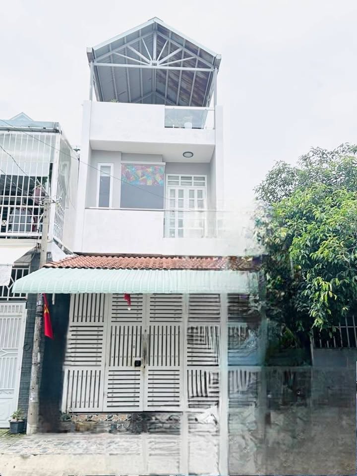 Nhà mặt tiền kinh doanh 3 tầng Hiệp Thành 71m² giá 6.8 tỷ - Sẵn sàng vào ở!