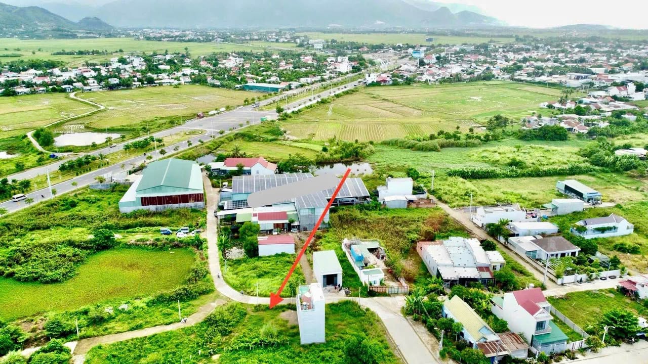 Đất nền Diên Khánh 93.9m² giá 1.69 tỷ - Sổ hồng đầy đủ, tiện ích xung quanh