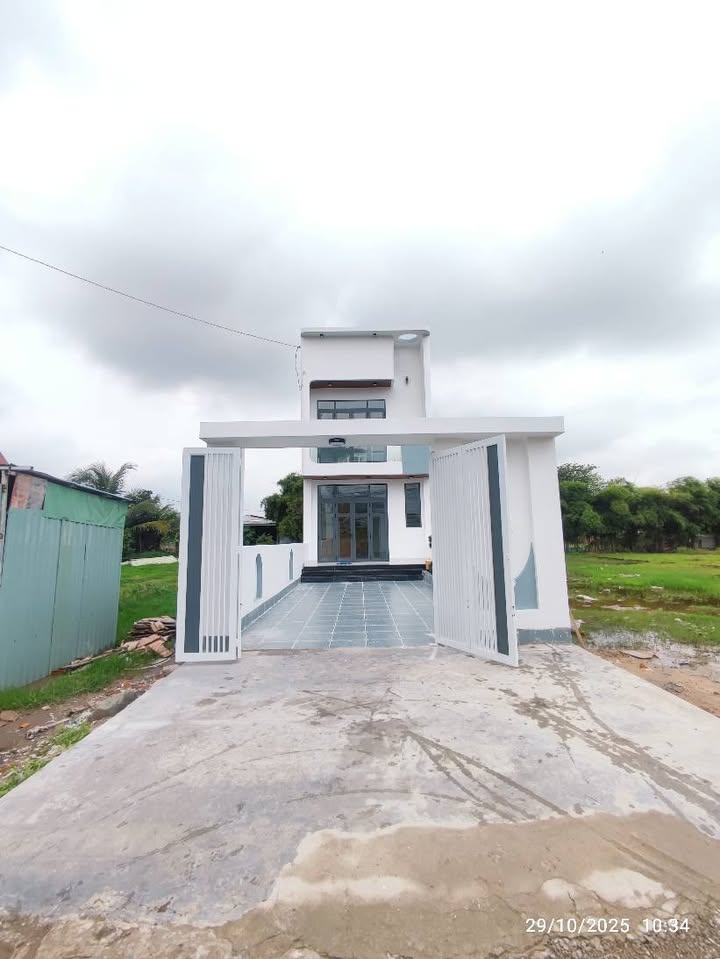 Nhà vườn mini 192m² tại Đức Hòa, Long An - Giá chỉ 2.65 tỷ, sổ hồng riêng!