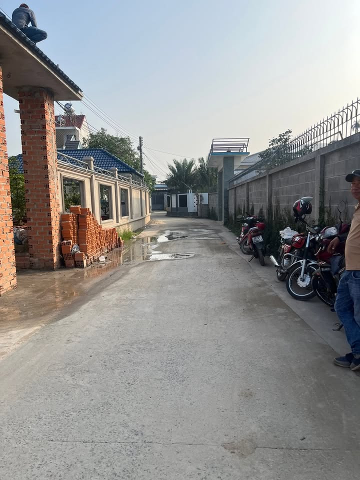 Đất nền Phú Thọ, Thủ Dầu Một 140m² giá 2.55 tỷ - Sổ đỏ chính chủ