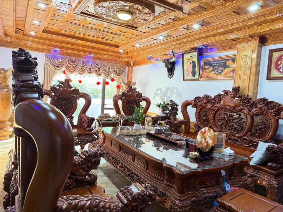 Nhà 4 tầng đẹp tại đầu đường Trần Phú, 100m² giá 7,3 tỷ - Sổ đỏ chính chủ!