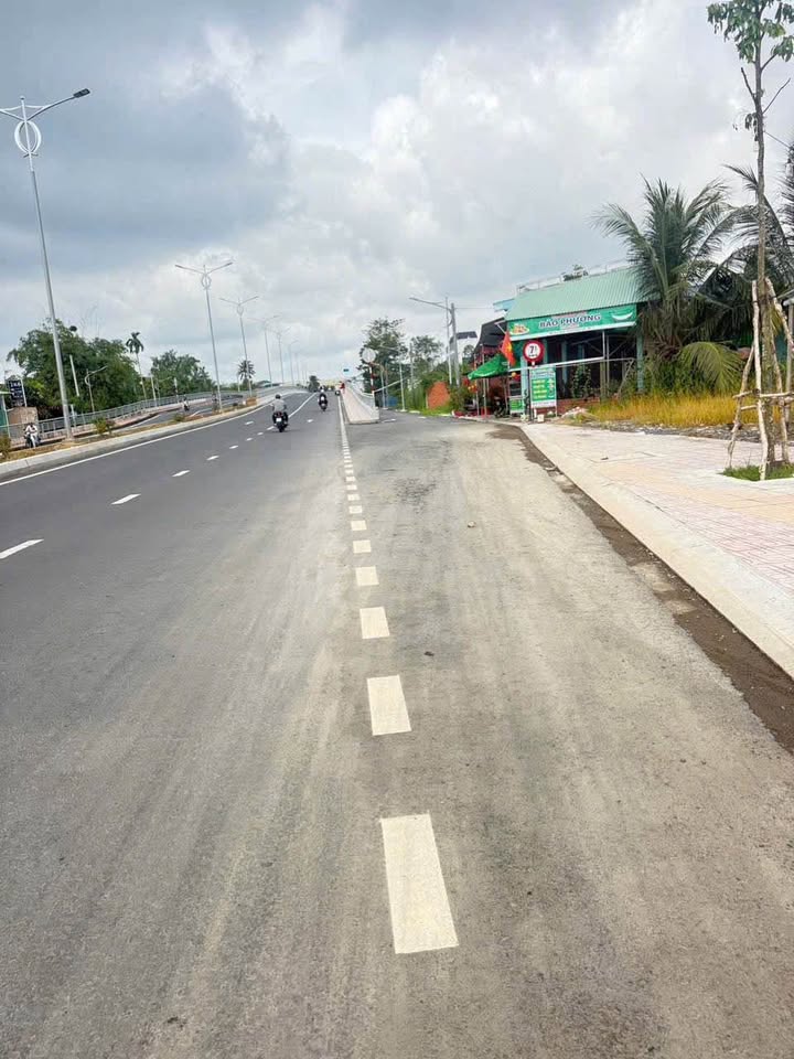 Đất nền chính chủ phường 3 Vĩnh Long 704m² giá 3 tỷ - Đầu tư sinh lời hấp dẫn!