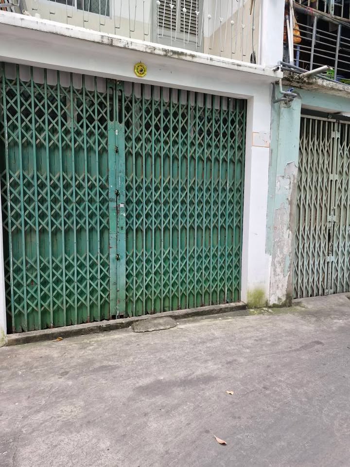 Nhà Phú Nhuận 41m² giá 6 tỷ - Sổ hồng chính chủ, xây mới thoải mái!