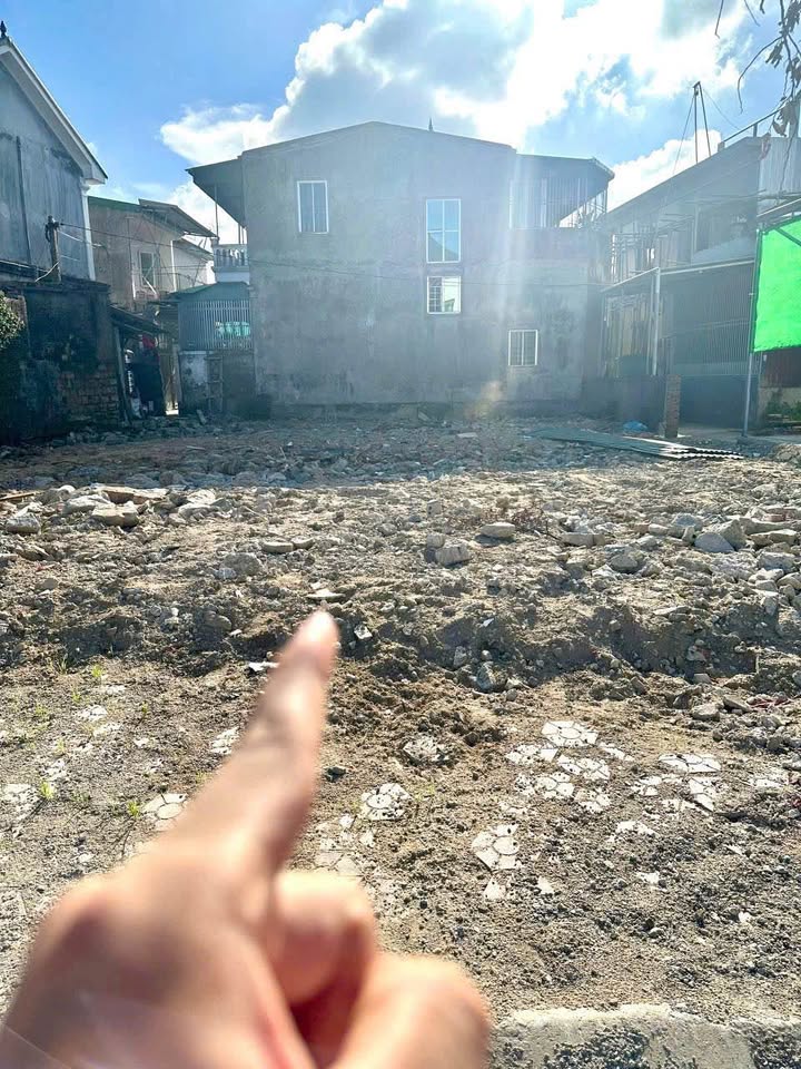 Đất Hưng Lộc, Vinh 75.8m² giá 3.7 tỷ - Đường 24m thông thoáng!