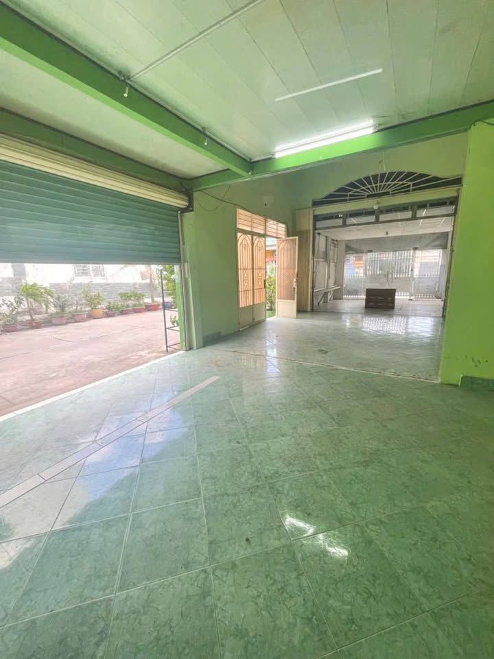 Nhà mặt tiền đường Bùi Tư Toàn, An Lạc, Bình Tân 92m² - Cho thuê ngay 15 triệu!