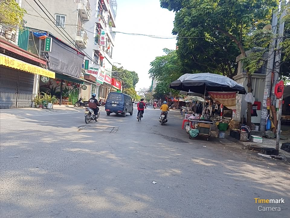 Nhà đẹp 5 tầng ở Đa Sỹ, Kiến Hưng - 42m², giá thỏa thuận - Tiện nghi đầy đủ!