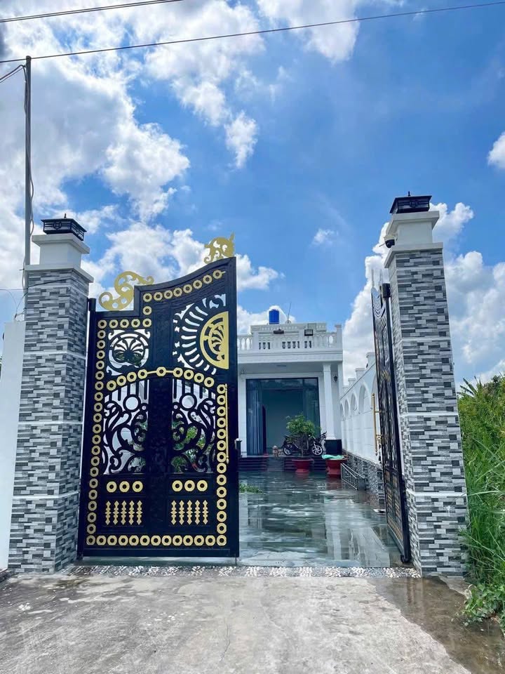 Nhà 1 Trệt 1 Lầu Nhơn Lộc 1, Phong Điền 300m² giá 3.35 tỷ - Đầu tư sinh lời ngay!