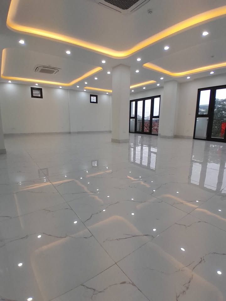 Cho thuê sàn văn phòng Trương Định 100m² giá 15 triệu - Địa điểm đẹp, thuận tiện kinh doanh!