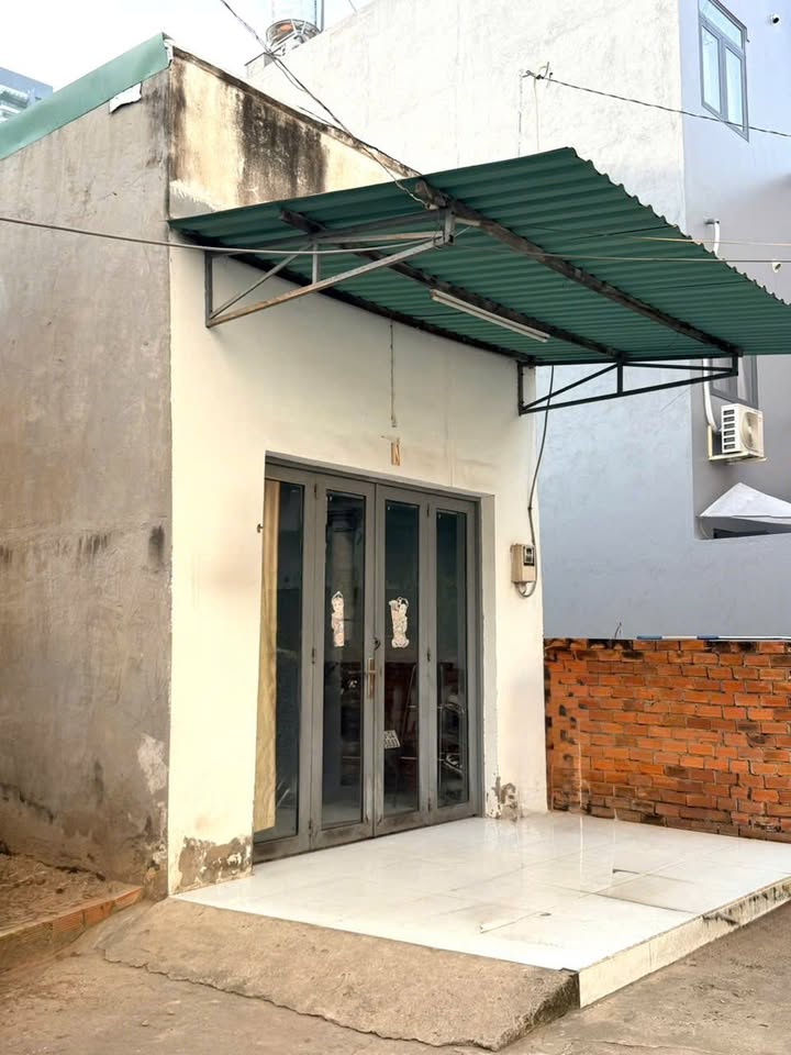 Nhà đất lô nhì Phú Thuận, quận 7, 60m² giá 6 tỷ - Đầu tư sinh lời ngay!