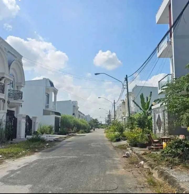 Nhà 2 tầng đường 17A Khu Minh Linh 100m² giá chỉ 1.8 tỷ - Cơ hội vàng cho bạn!