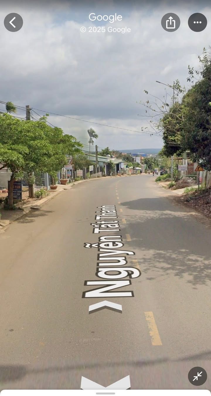 Nhà riêng Nguyễn Tất Thành Buôn Hồ 100m² giá 2.85 tỷ - Chính chủ cần bán gấp!