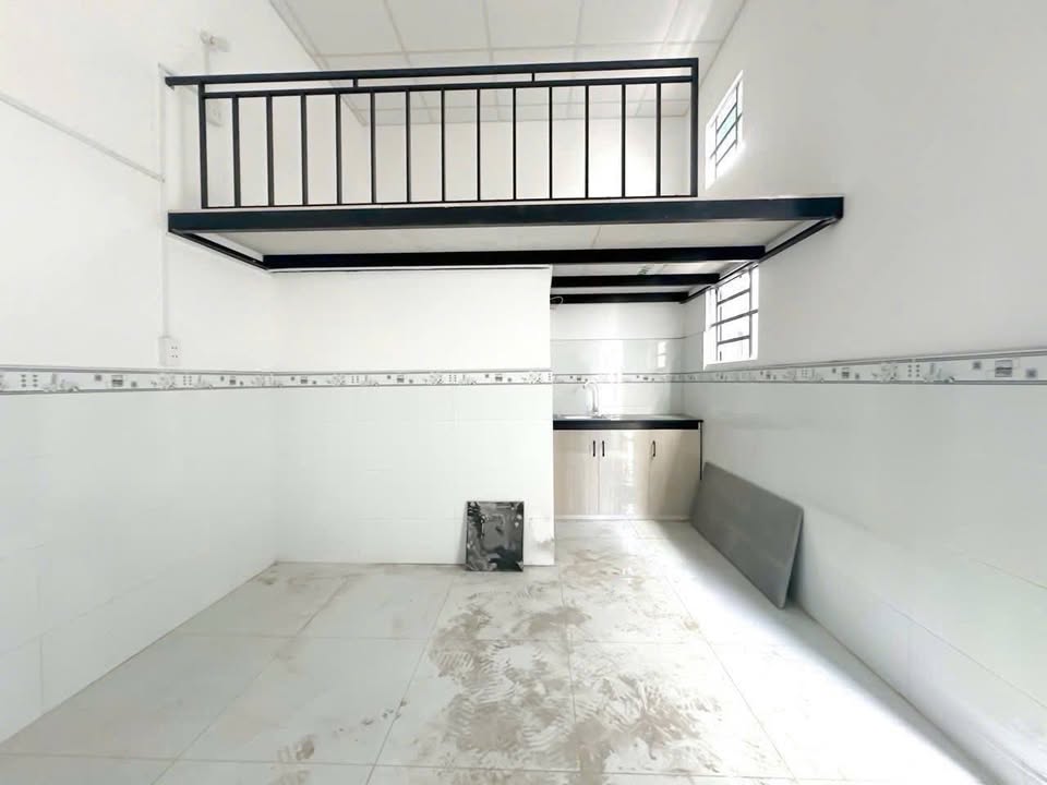 Phòng cho thuê tại Trịnh Đình Trọng, Q10 chỉ 3 triệu - Tiện nghi đầy đủ!