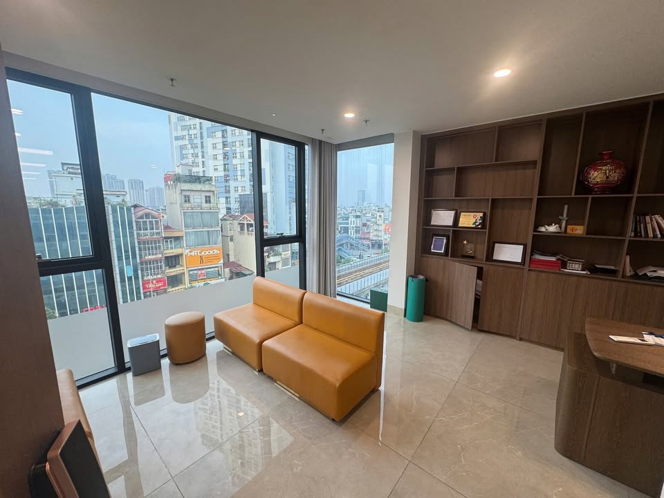 Cho thuê nhà mặt phố Quang Trung, Hà Đông 350m² - Vị trí đắc địa, view thoáng đãng!
