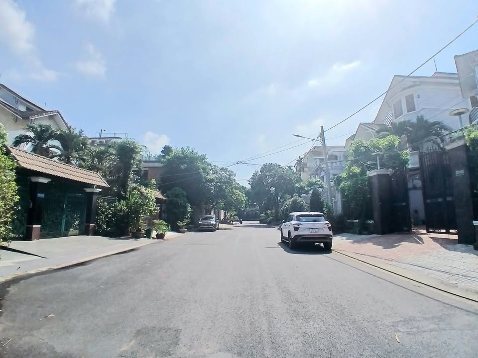 Đất nền Hiệp Bình Chánh Thủ Đức 405m² giá 33 tỷ - Sổ đỏ chính chủ, mặt tiền sông