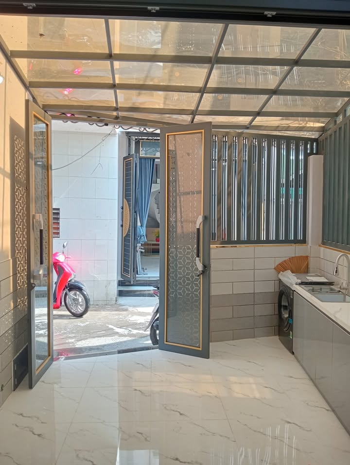 Nhà phố hẻm 361 Bình Đông, quận 8, 42.9m² giá 3.87 tỷ - Sẵn sàng vào ở ngay!