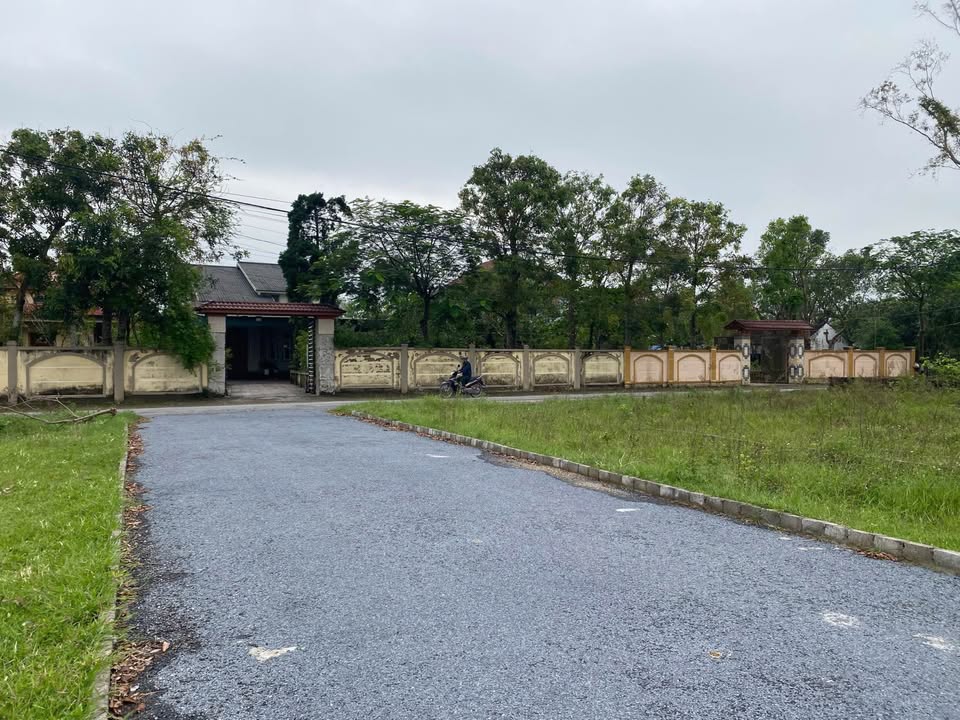 Đất nền khối 4 Phúc Thọ Vinh 75,2m² giá 930 triệu - Đường lớn 20m chỉ 550m!