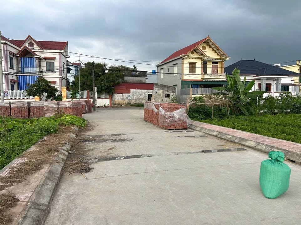 Đất nền Thôn Cao Phú, Đông Hưng 150m² giá 950 triệu - Hướng Đông đẹp!