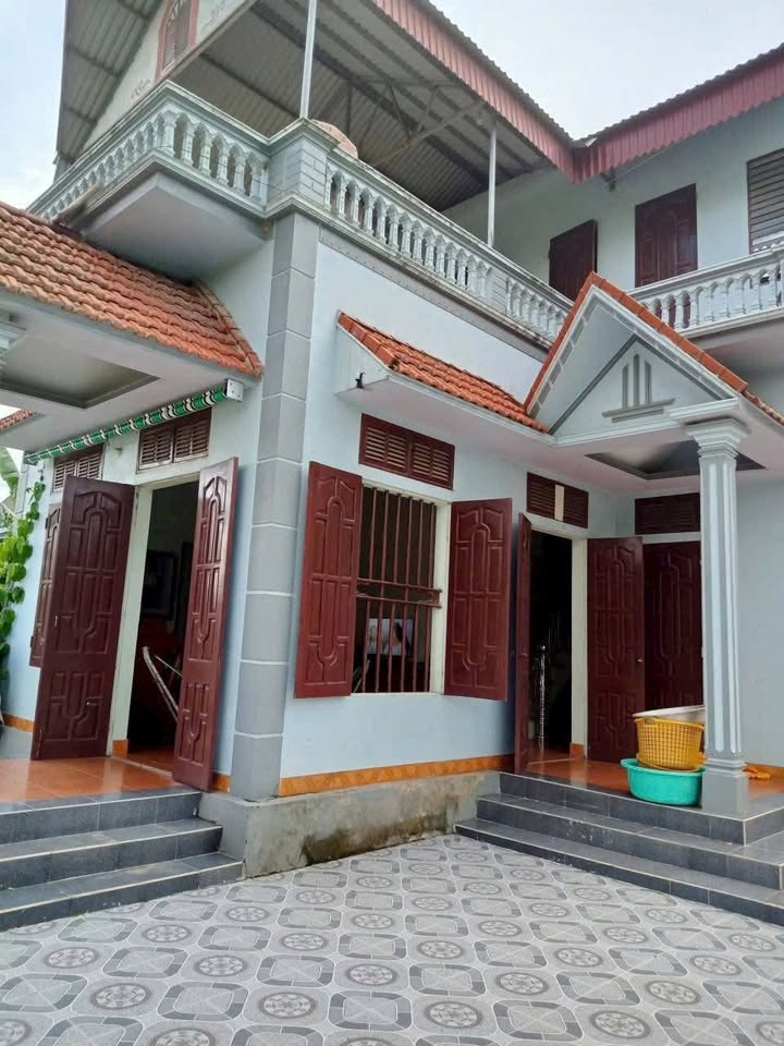 Nhà vườn 2 tầng tại Quảng Lưu, 500m² chỉ 2.2 tỷ - Không thể bỏ lỡ!