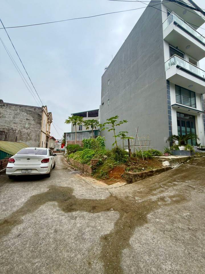 Đất mặt tiền Khu 9 Nông Trang, Việt Trì 79m² giá 3 tỷ - Cơ hội đầu tư tốt!