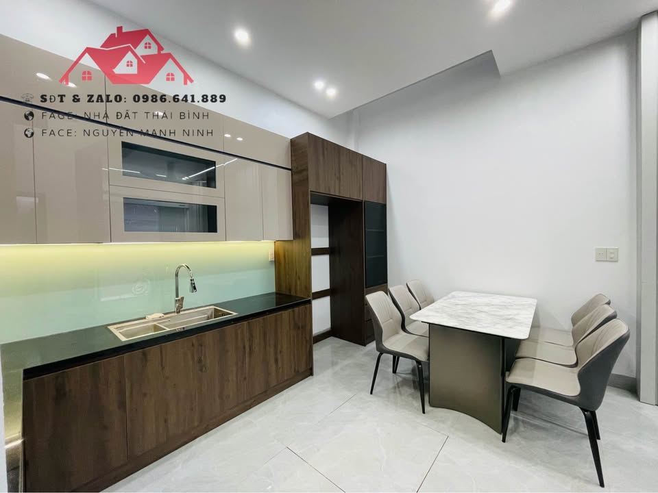 Nhà 3 tầng Phường Trần Lãm 40m² giá 2 tỷ - Thiết kế hiện đại, đầy đủ nội thất!