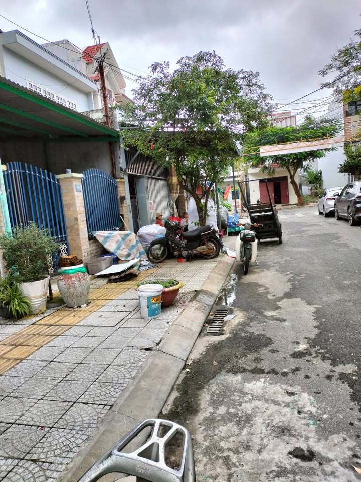 Đất Mân Thái 90m² giá 8 tỷ - Sát biển, vị trí đẹp hiếm có!