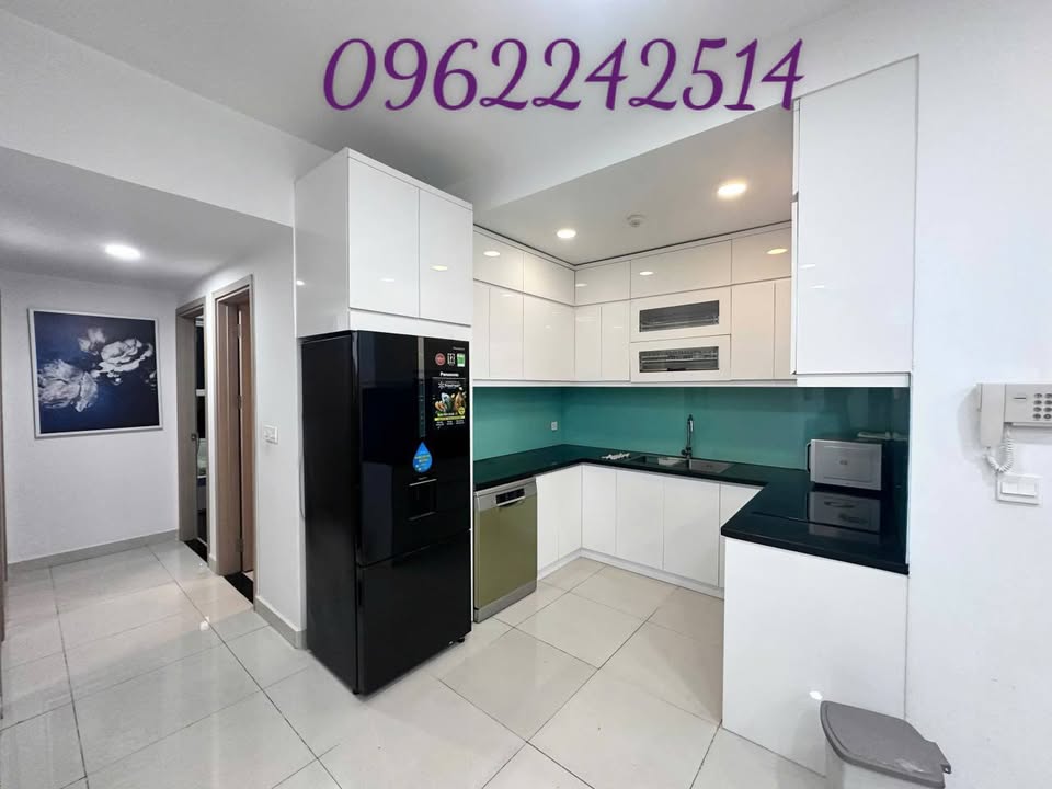 Căn hộ Golden Mansion Phú Nhuận 100m² giá 22 triệu - Nhà trống ở ngay!