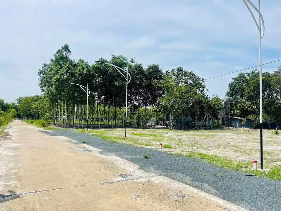 Đất nền liền kề Minh Hưng, Chơn Thành 400m² giá 300 triệu - Cơ hội đầu tư tuyệt vời!