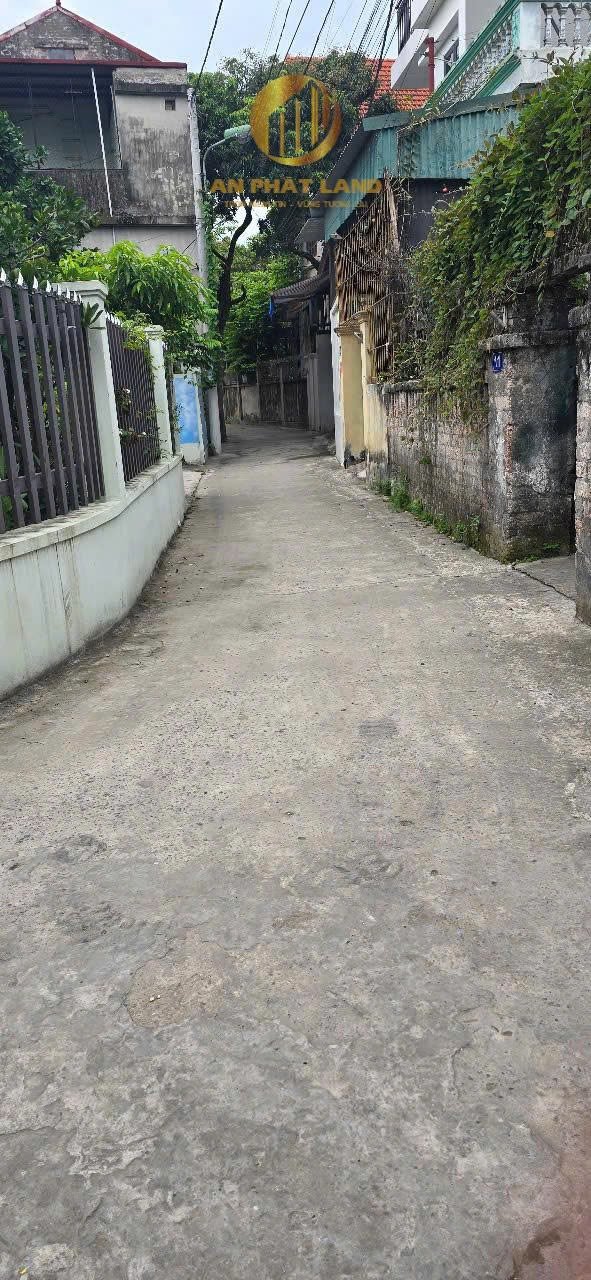 Nhà 2 tầng tại ngõ 461 Nguyễn Công Trứ, Ninh Bình - Giá thỏa thuận, phong thủy đẹp!