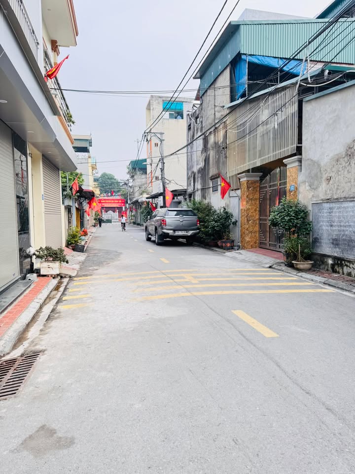 Đất lô góc Dương Xá 80m² giá 6 tỷ - Cơ hội đầu tư không thể bỏ lỡ!