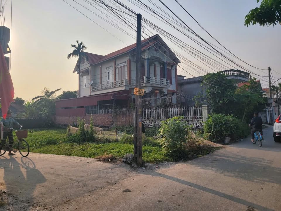 Đất nền góc 260m² Tiền Phong, Quảng Yên - Giá chỉ 3.6 tỷ, cơ hội vàng đầu tư!