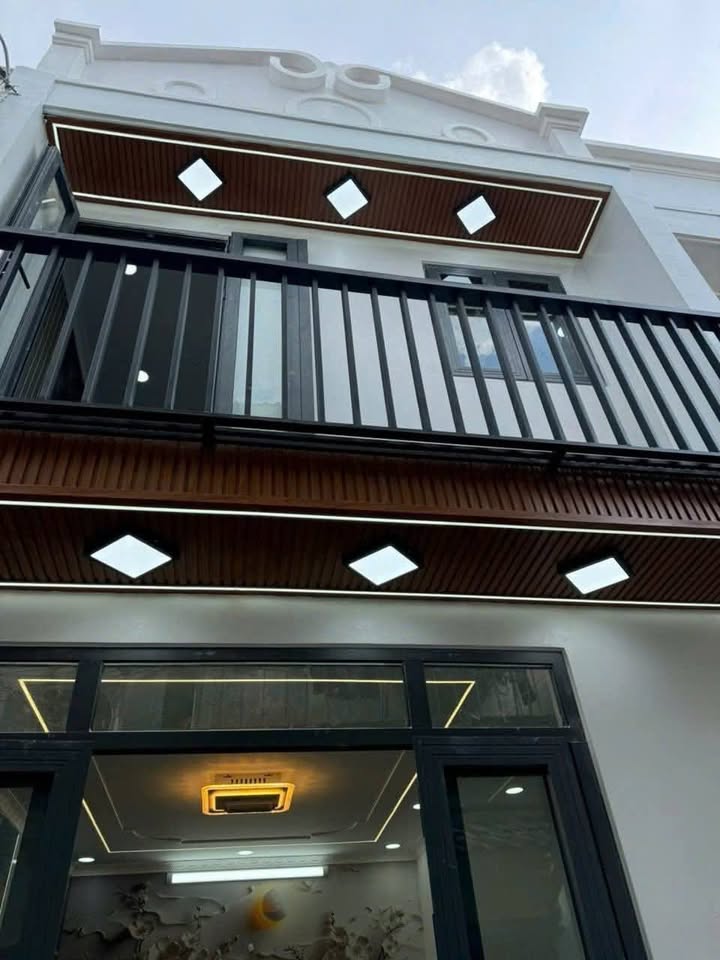 Nhà riêng Trần Thị Cờ, Quận 12, 24m² giá 2.7 tỷ - Sổ hồng riêng, pháp lý rõ ràng!