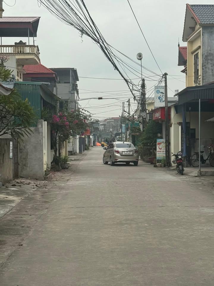 Nhà cấp 4 Dục Ninh 2, xã An Ninh, 94m² - Gần khu dân cư đông đúc!