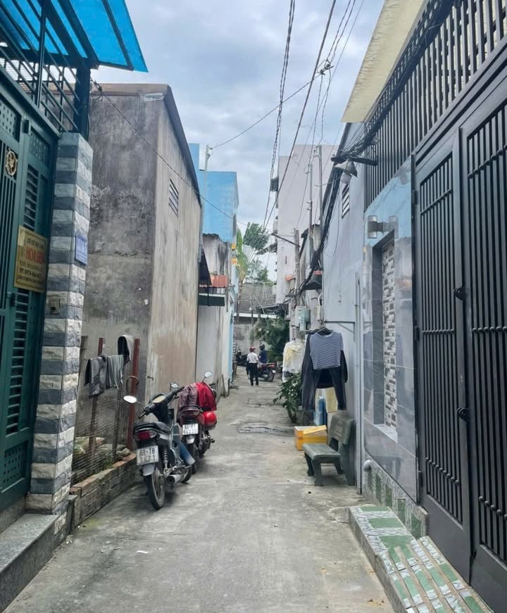 Bán dãy nhà trọ Tân Phú 75m² giá 4 tỷ - Đầu tư sinh lời ngay!