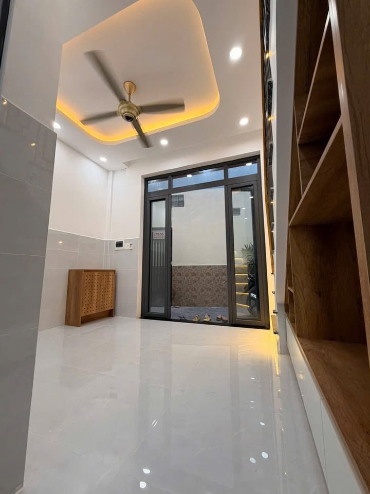 Nhà phố Tân Bình 27.62m² giá 4.25 tỷ - Nhà 2 tầng, chính chủ bán gấp!